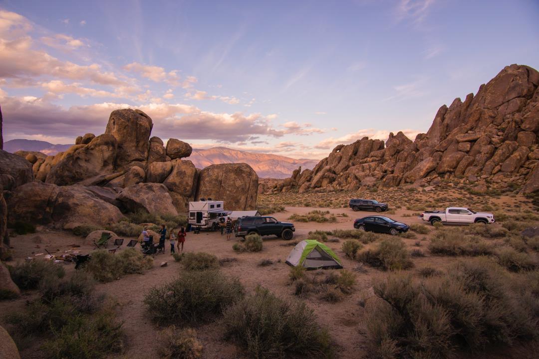 Try This Out While Camping In The Middle of Nowhere - GeerTop Outdoor