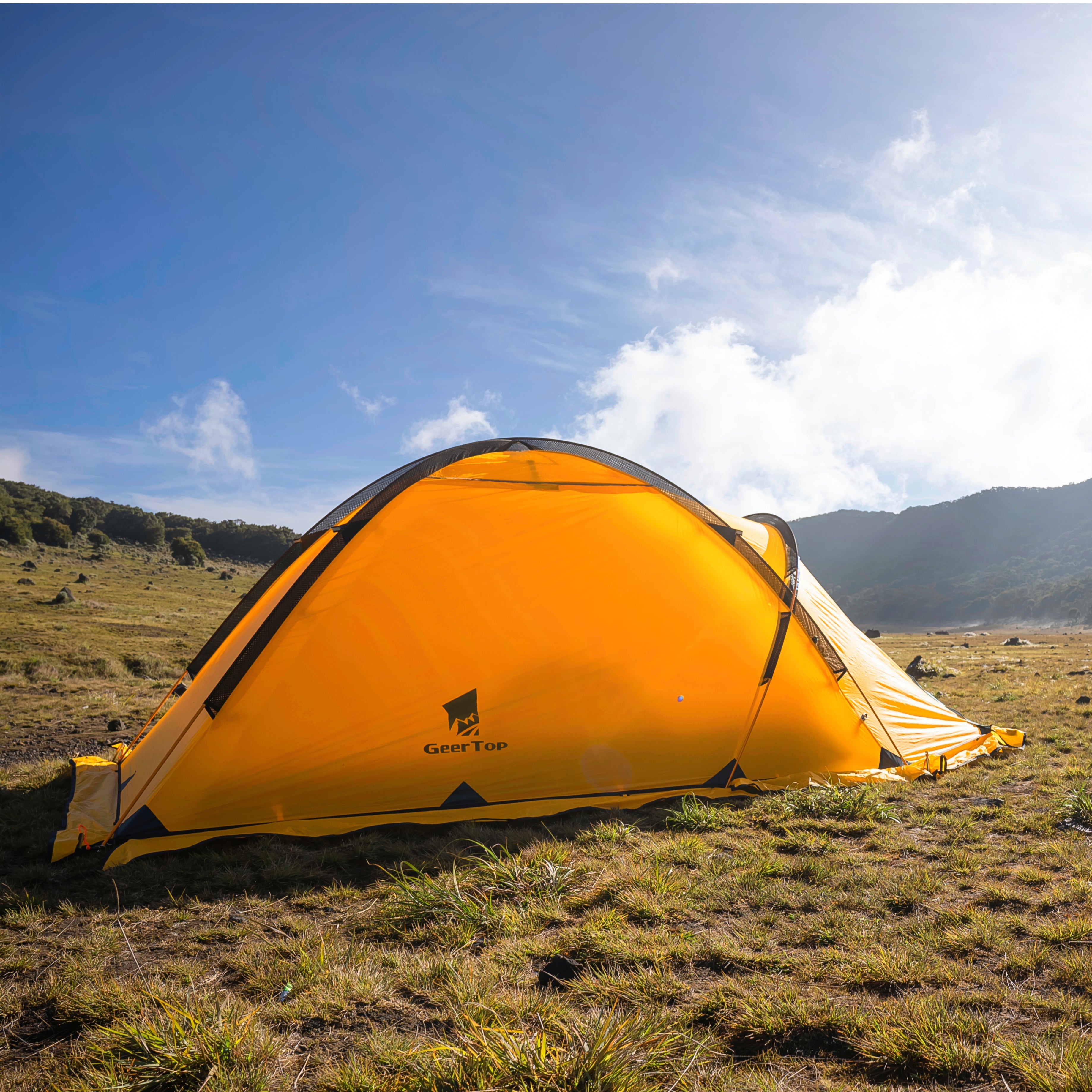 Top 10 Mountaineering Tents — Technical Comparison for Winter & High-Altitude Expeditions
